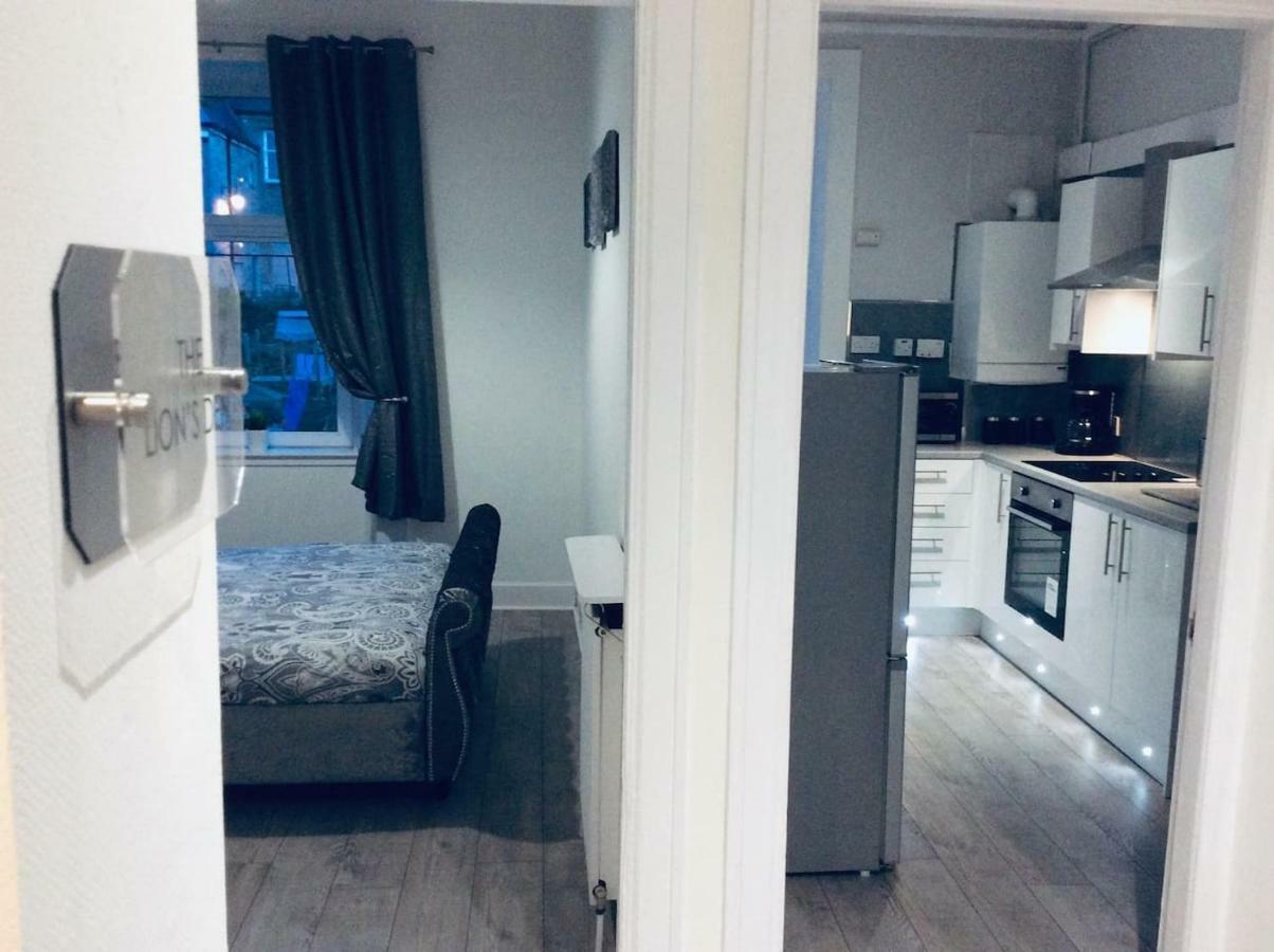 The Lion'S Den On Royal Street Apartment โกร็อค ภายนอก รูปภาพ